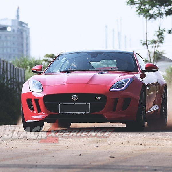 Jaguar F-Type S Coupe, The Perfect Instrumental of Speed