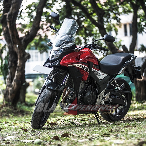 Honda CB500X - Tackle Both World