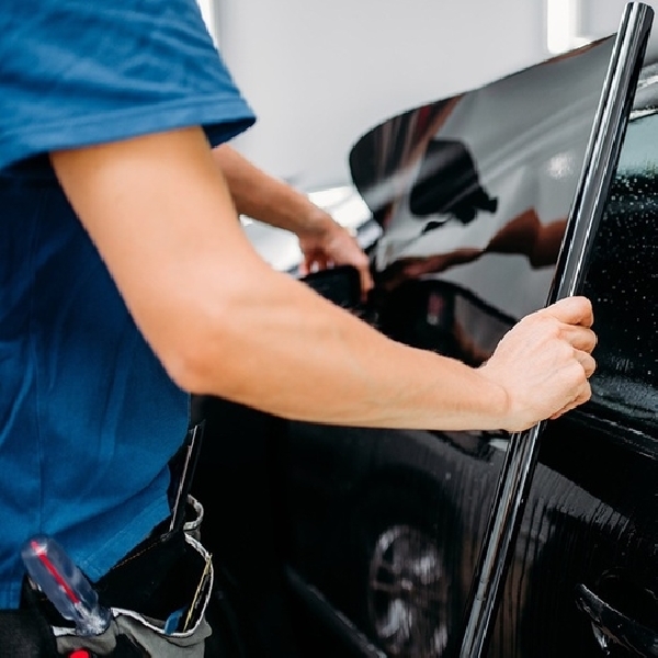 5 Hal Yang Wajib Diperhatikan Saat Memilih Kaca Film Mobil, Jangan Asal Gelap