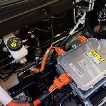 Tips Penting Aki 12V di Mobil Listrik Biar tetap Greng