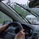 Musim Hujan, Perhatikan Hal-hal Berikut Agar Wiper Mobil Lebih Awet