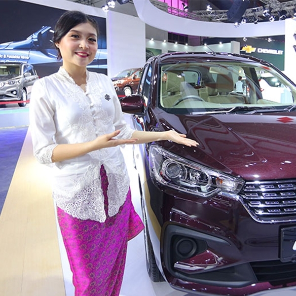 Tips Sebelum Membeli Mobil di IIMS 2018