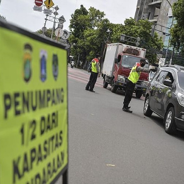 Terpaksa Keluar Rumah? Cermati Formasi Penumpang Mobil Saat PSBB