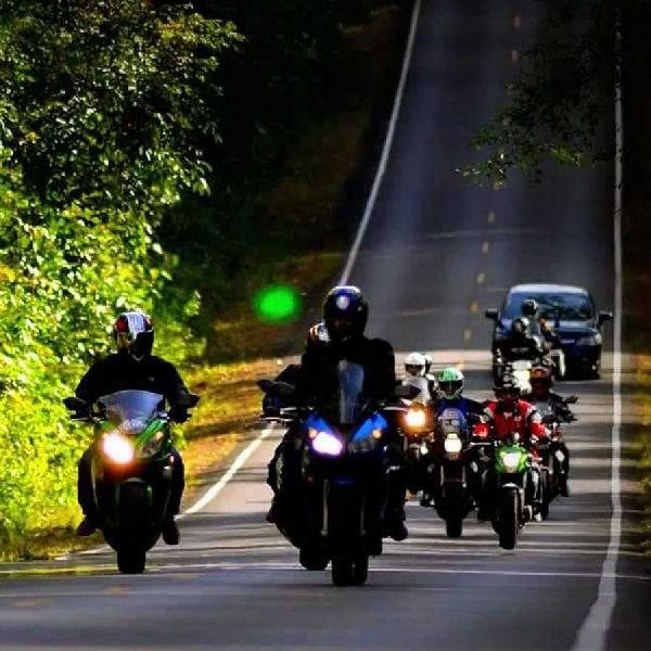 Tips Aman Touring dengan Moge