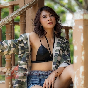 Lisa Yunna -Cowok Itu Wajib Mengerti Otomotif-