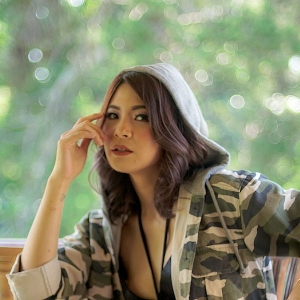 Lisa Yunna -Cowok Itu Wajib Mengerti Otomotif-