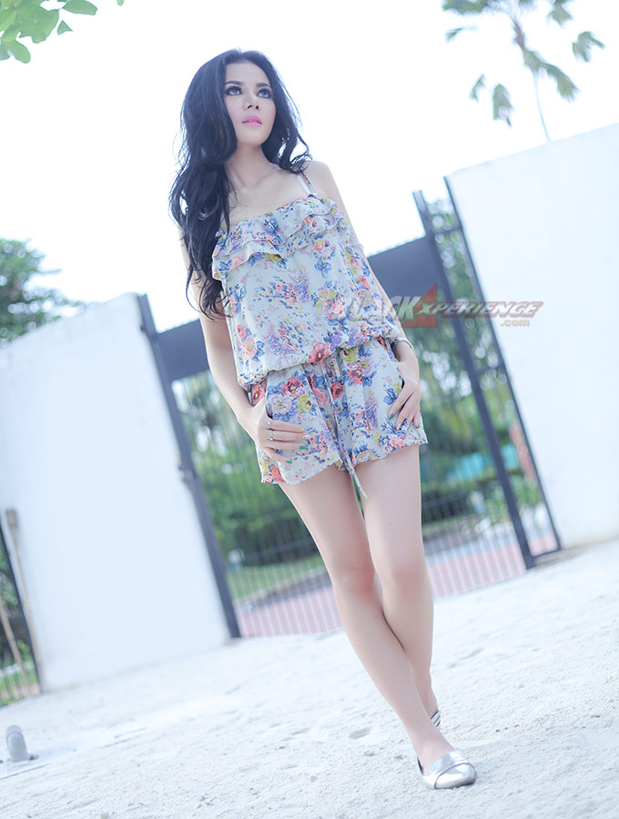 Tropic Style Ainun Rere