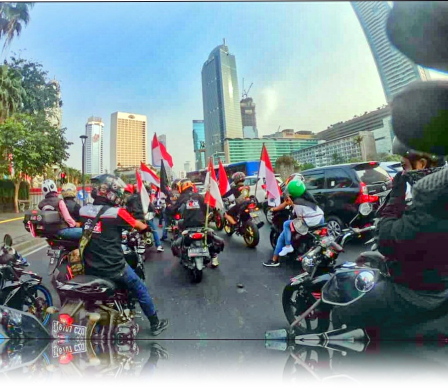 110 Riders Rayakan Parade Merah Putih dengan Rolling Thunder