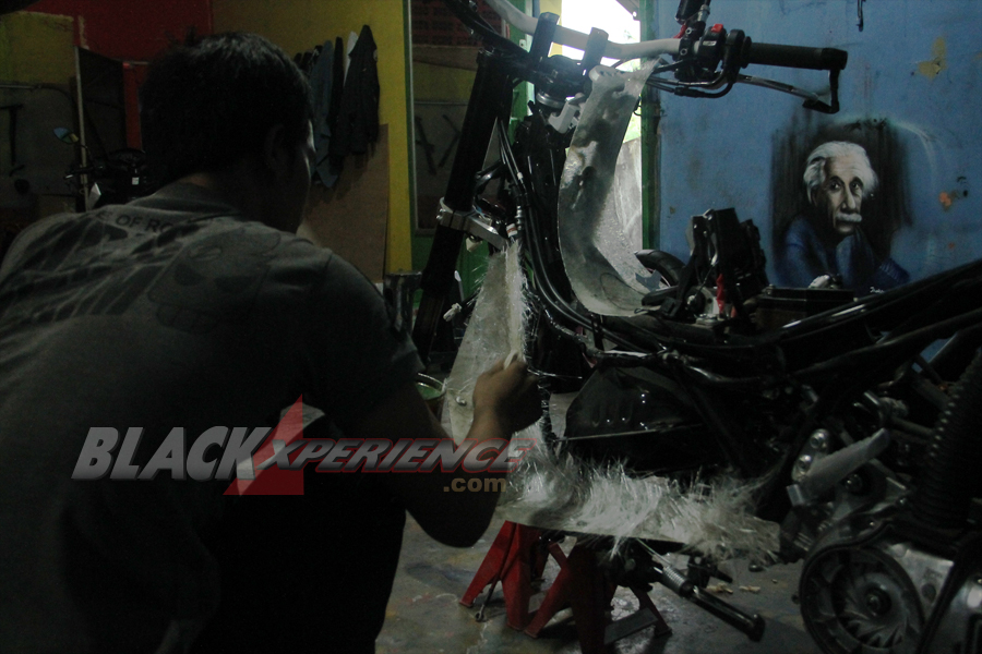 Proses pembuatan bodi custom