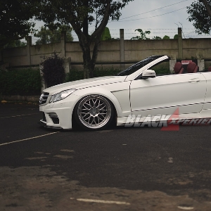 Modifikasi E-Class Cabrio - Semakin Elegant berkat Prior Design