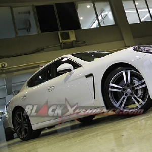 Review Porsche Panamera S The Extraordinary Luxury Sedan