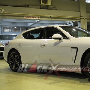 Review Porsche Panamera S The Extraordinary Luxury Sedan