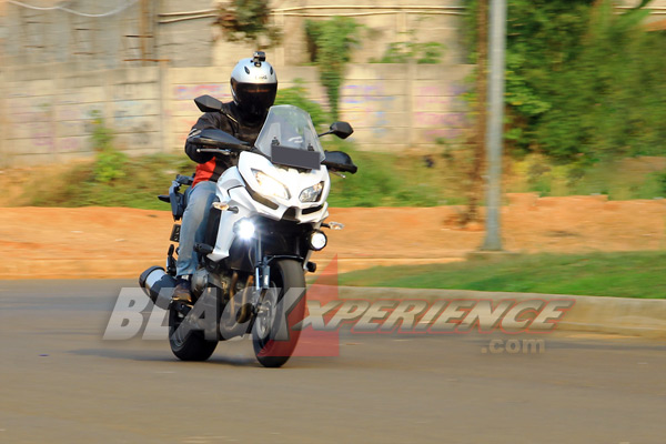 Aksi Tim BX dengan Kawasaki Versys 1000