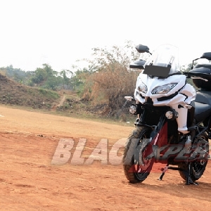 Kawasaki Versys 1000 Kokoh dan Bertenaga