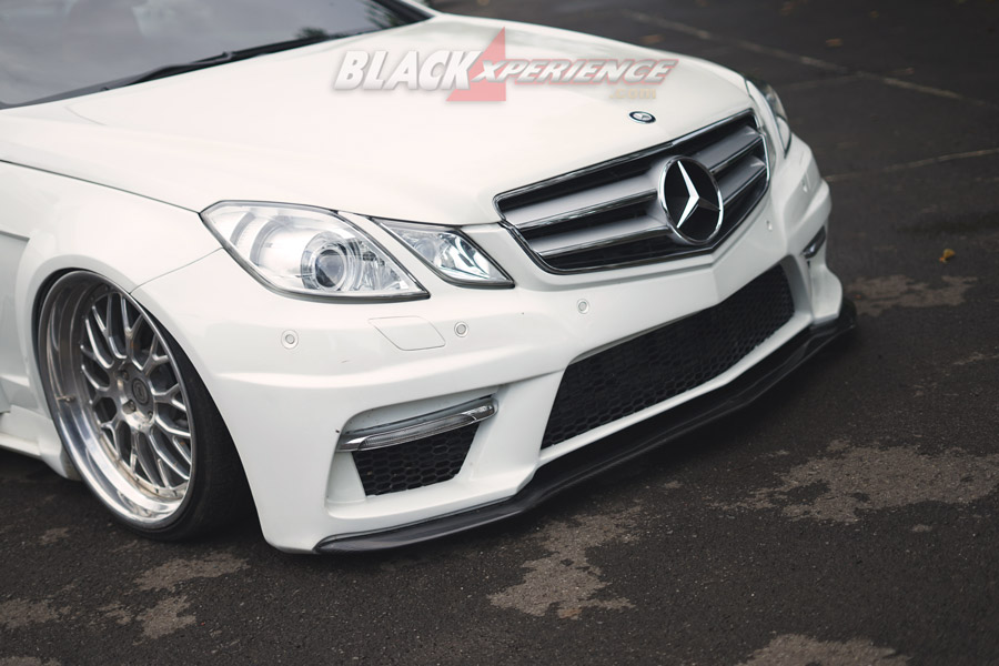 Modifikasi E-Class Cabrio - Semakin Elegant berkat Prior Design