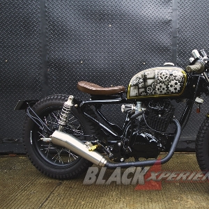 Modifikasi Megapro Baby Black Cafe Racer