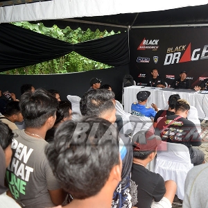 Black Drag Bike Surabaya 2024