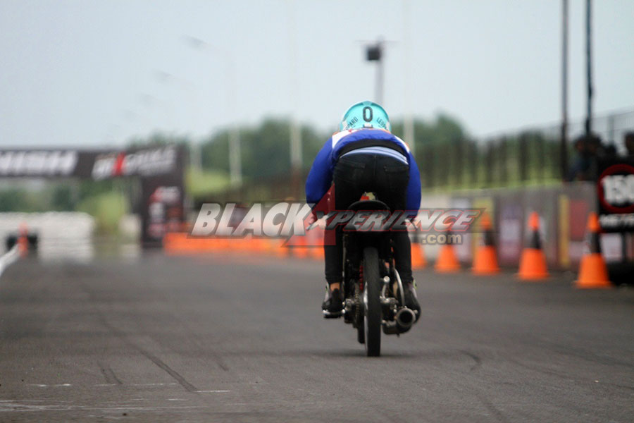 Black Drag Bike Surabaya 2024