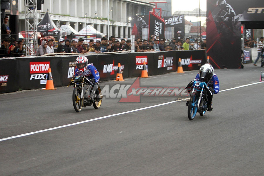 Black Drag Bike Surabaya 2024