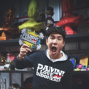 Daniel Mananta dan produk Damn! I Love Indonesia