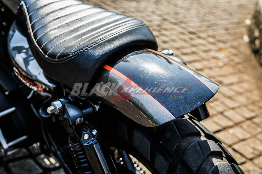 Modifikasi Harley Davidson Sportster XL 1200, Daily Scrambler 