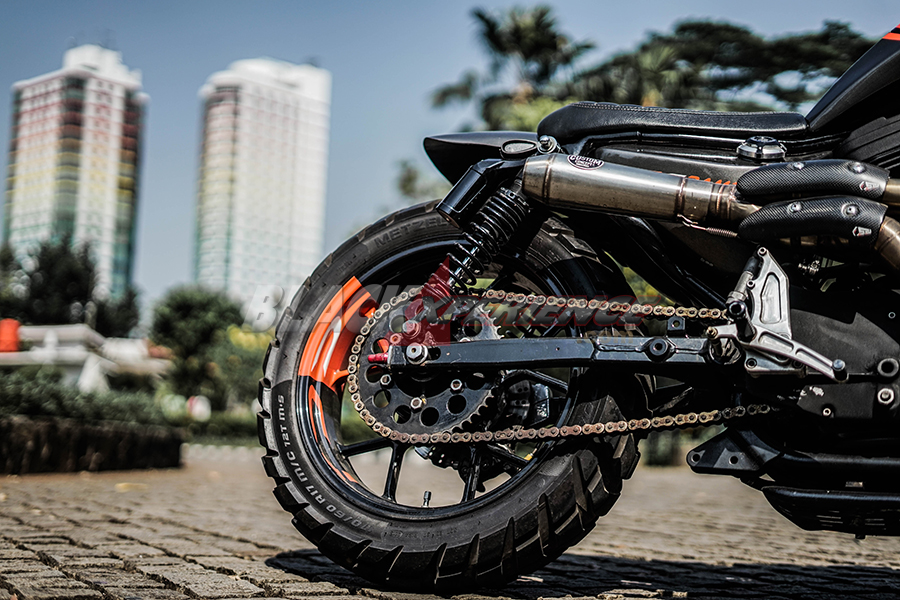 Modifikasi Harley Davidson Sportster XL 1200, Daily Scrambler 