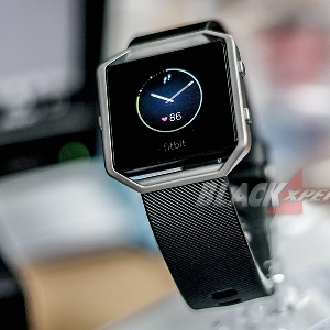 Fitbit Blaze Smart Fitness Watch - Tetap Fit Dan Gaya