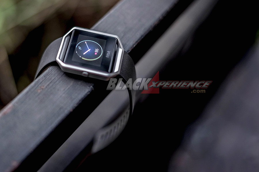 Fitbit Blaze Smart Fitness Watch - Tetap Fit Dan Gaya