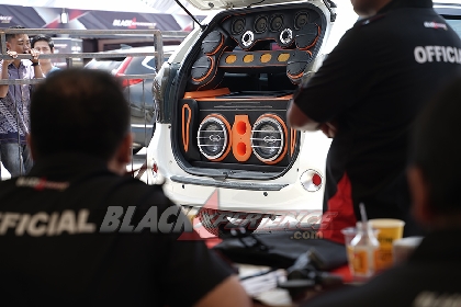 Black Out Loud @ BlackAuto Battle Warm Up Manado 2019 Photo 3