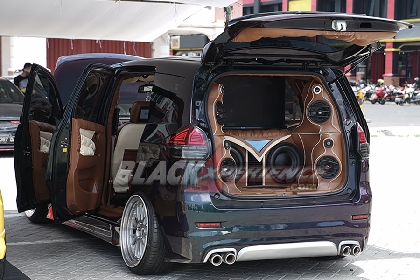 Black Out Loud @ BlackAuto Battle Warm Up Manado 2019 Photo 10