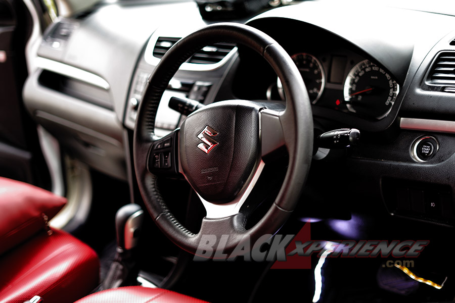 Modifikasi Suzuki Swift A/T: Mempermanis Bagian Interior