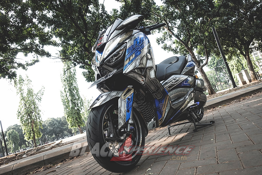 Modifikasi Yamaha Xmax, Inspirasi Gundam Vidar  Jadikan Juara 