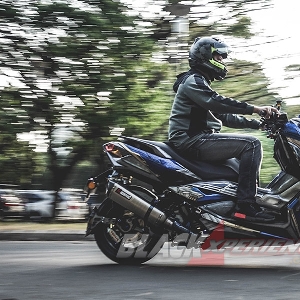 Modifikasi Yamaha Xmax, Inspirasi Gundam Vidar  Jadikan Juara 