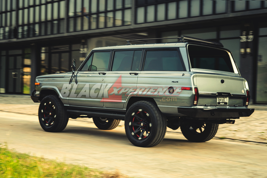 Modifikasi Jeep Grand Wagoneer, City Slicker yang Menggoda