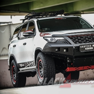 Off-road Style Oriented Fortuner