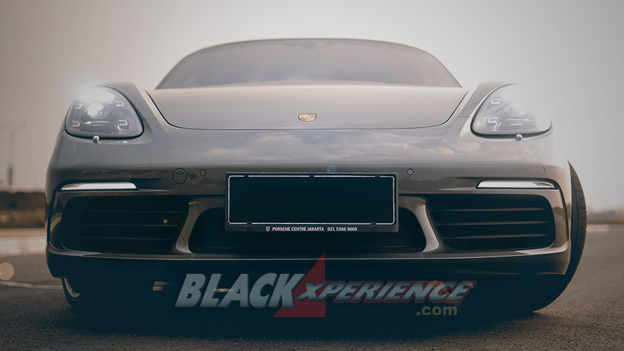 Porsche 718 Boxster S - Less Means More