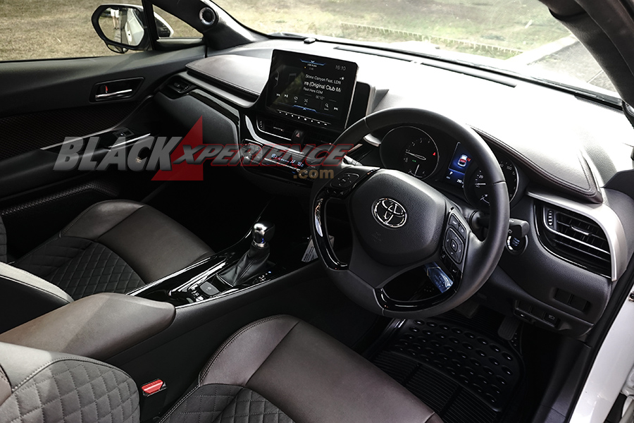 Modifikasi Toyota All New C-HR, Sporty Look dengan High Sound Quality