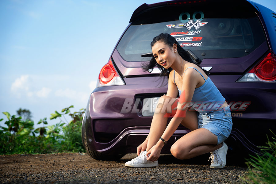 Carissa Heriyani, Incar Punya Civic Turbo dan Kongkow Bareng Anak Mobil