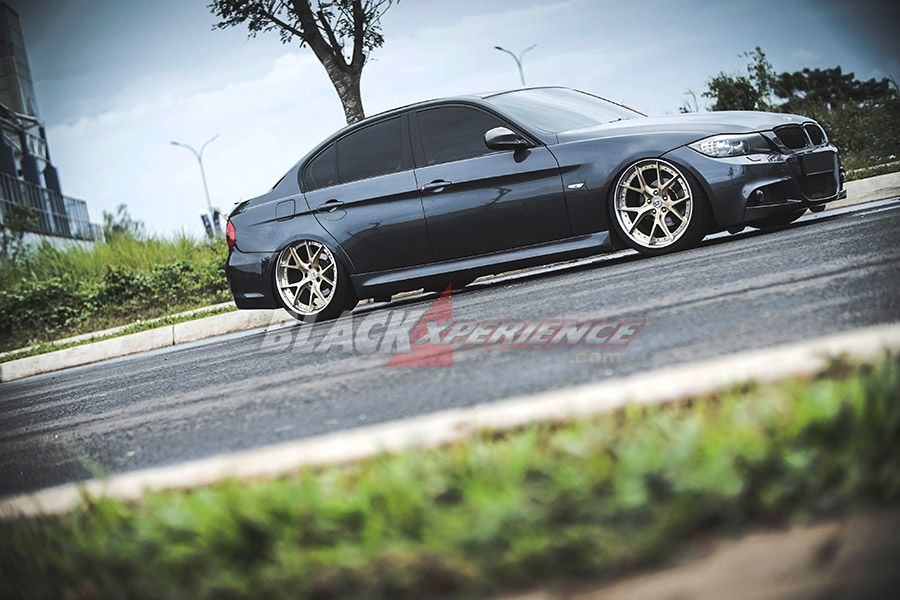 BMW 320i E90 - Head Turner