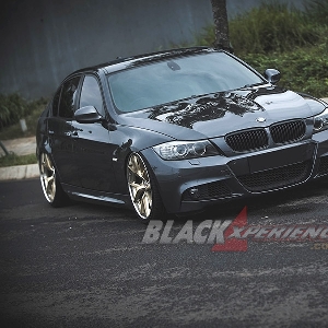 BMW 320i E90 - Head Turner