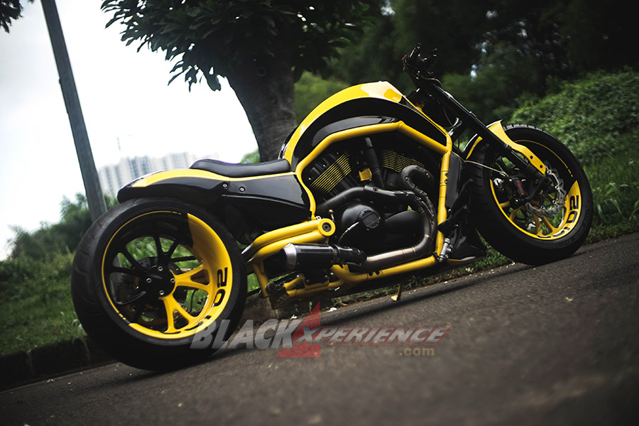 Harley Davidson V-Rod CCI - Kekar Layaknya Supercar