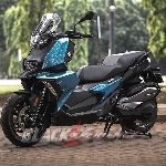 BMW C400X, Skuter Futuristik Buat Kaum  Urban 