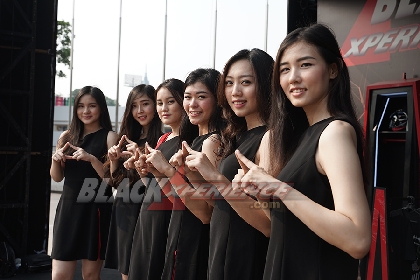 Entertainment @ BlackAuto Battle WarmUp Jakarta 2019 Day 1 Photo 16