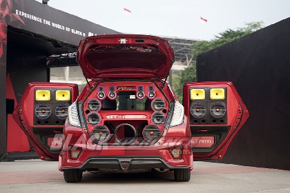 BlackOut Loud @ BlackAuto Battle WarmUp Jakarta 2019 Day 1 Photo 6