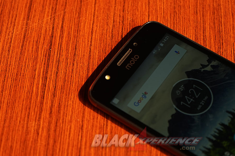 Motorola Moto E4 - Bodi Ciamik, Jepretan Foto Menarik