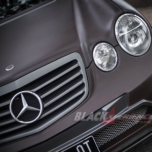 Modifikasi Mercedes E230, Modifikasi Extreme Body Kit dan Static Stance