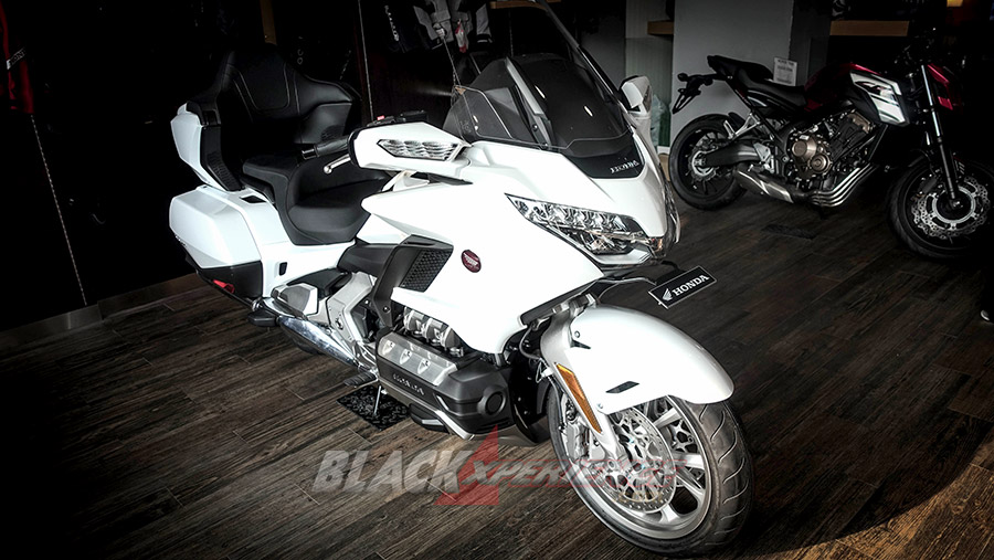 New Honda Goldwing 1800 - Tolak Ukur Baru