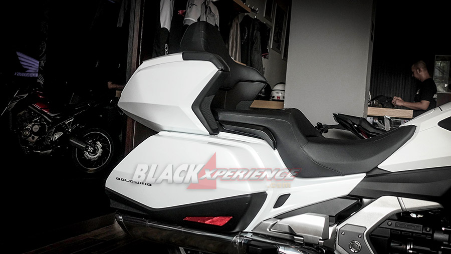 New Honda Goldwing 1800 - Tolak Ukur Baru