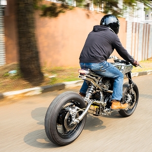 Suzuki GS-500 - Bergaya Scrambler Nan Futuristik 