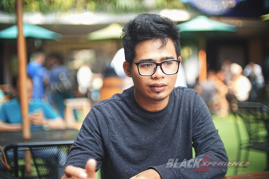 Afrizal Rahadian Sodiq: Angkat Kekayaan Indonesia Lewat Batik Geek